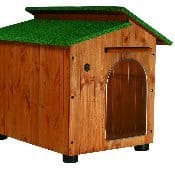 Le cucce in legno robusto