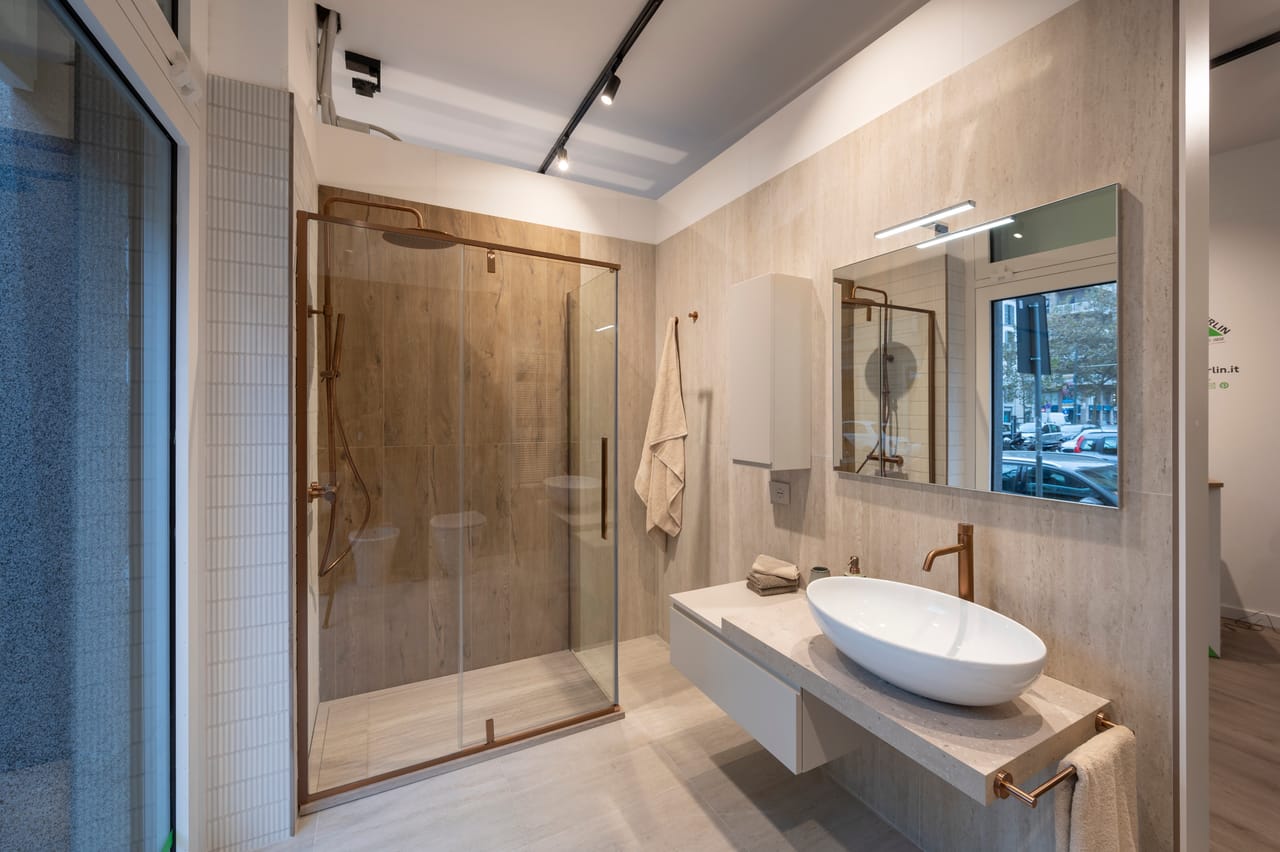 Leroy Merlin sbarca in centro a Milano con lo "Showroom Bagno"