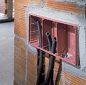 Elettrocanali contenitori da incasso: qualità in scatola