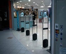 Aumentano i clienti che rubano