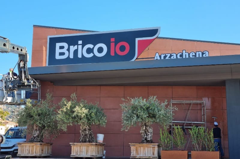Nuovo Brico io in Sardegna