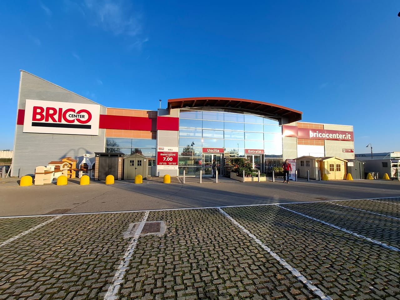 Bricocenter: aperto ad Alba il primo dei nuovi 4 negozi in Piemonte