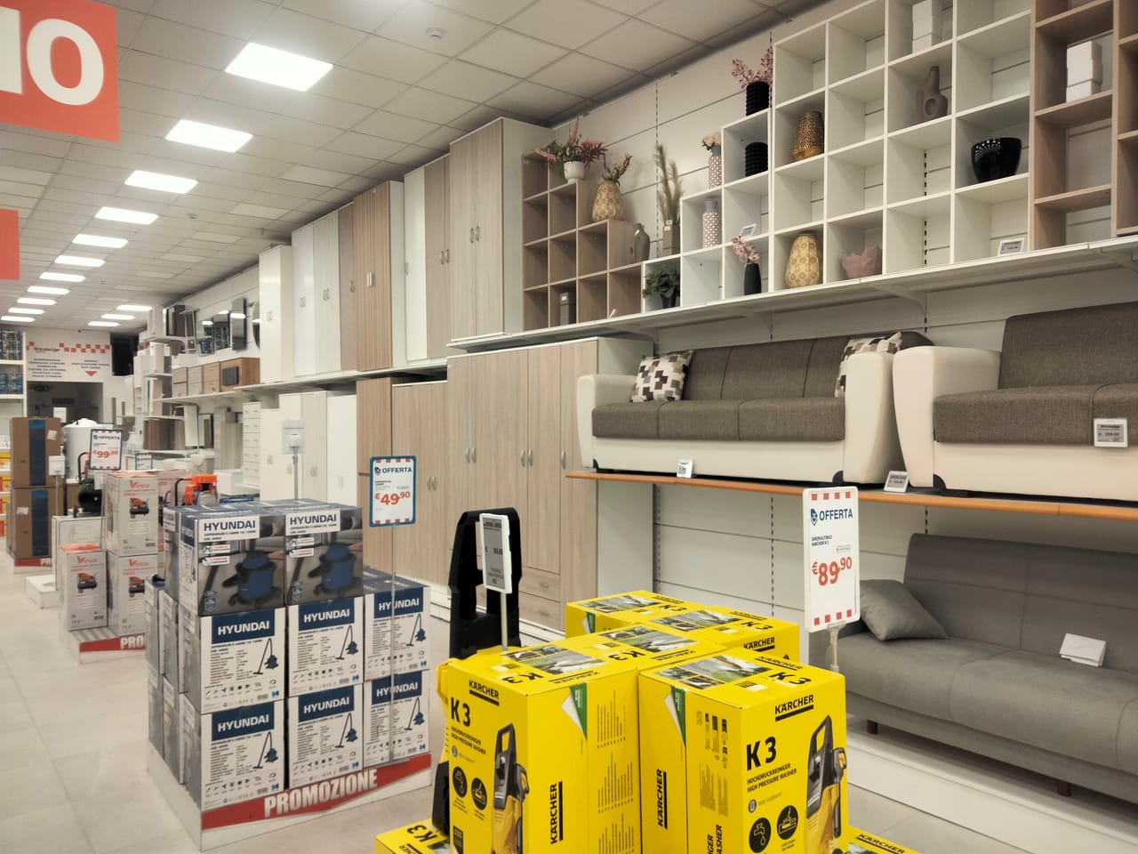 Riapre Bricolarge di Bovalino: le foto del restyling
