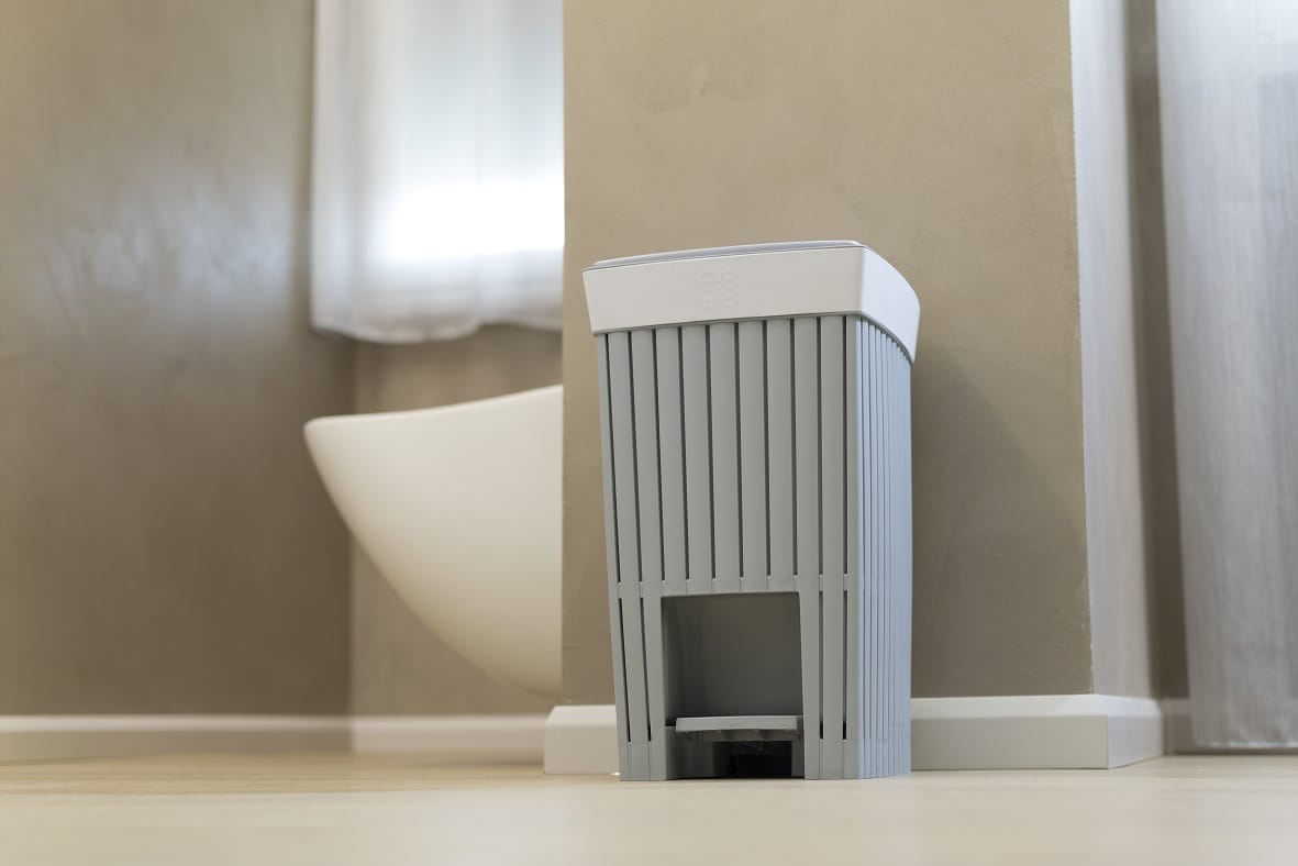 Linea Doga, pattumiera con pedale