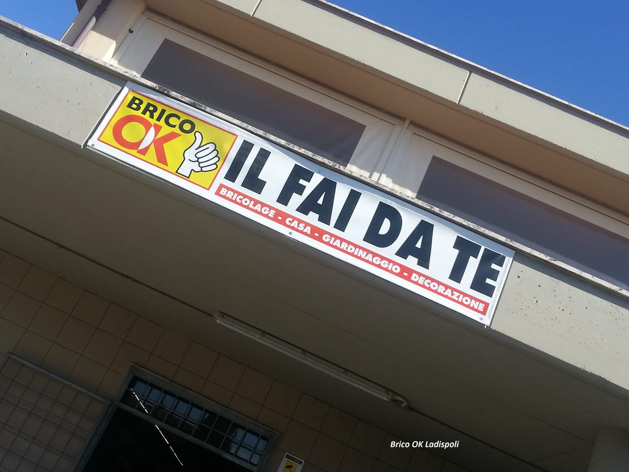 Doppia apertura in casa Brico OK