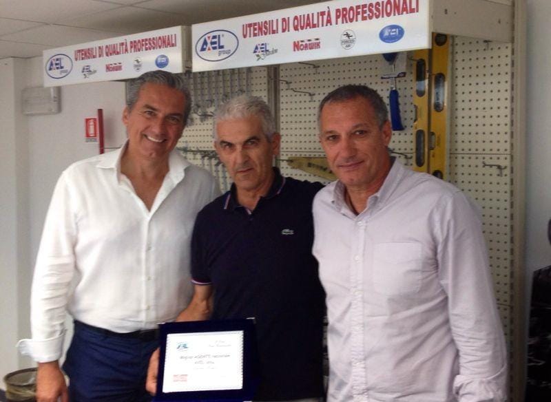 Premiato il miglior agente AXEL 2014