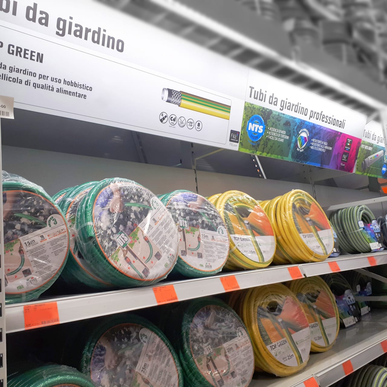 NTS: il merchandising per il DIY