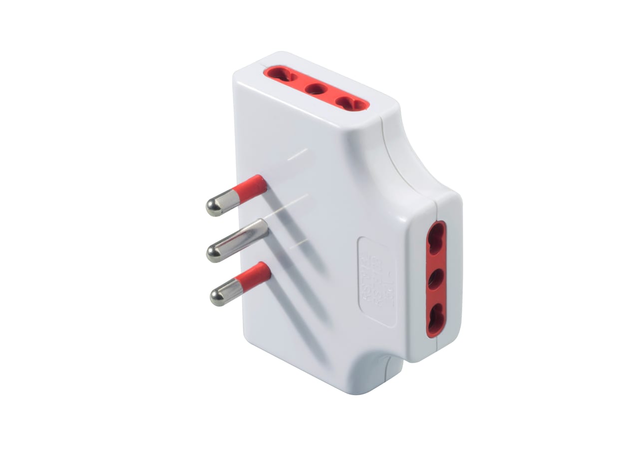 Adattatore triplo Emilia Extra-piatta