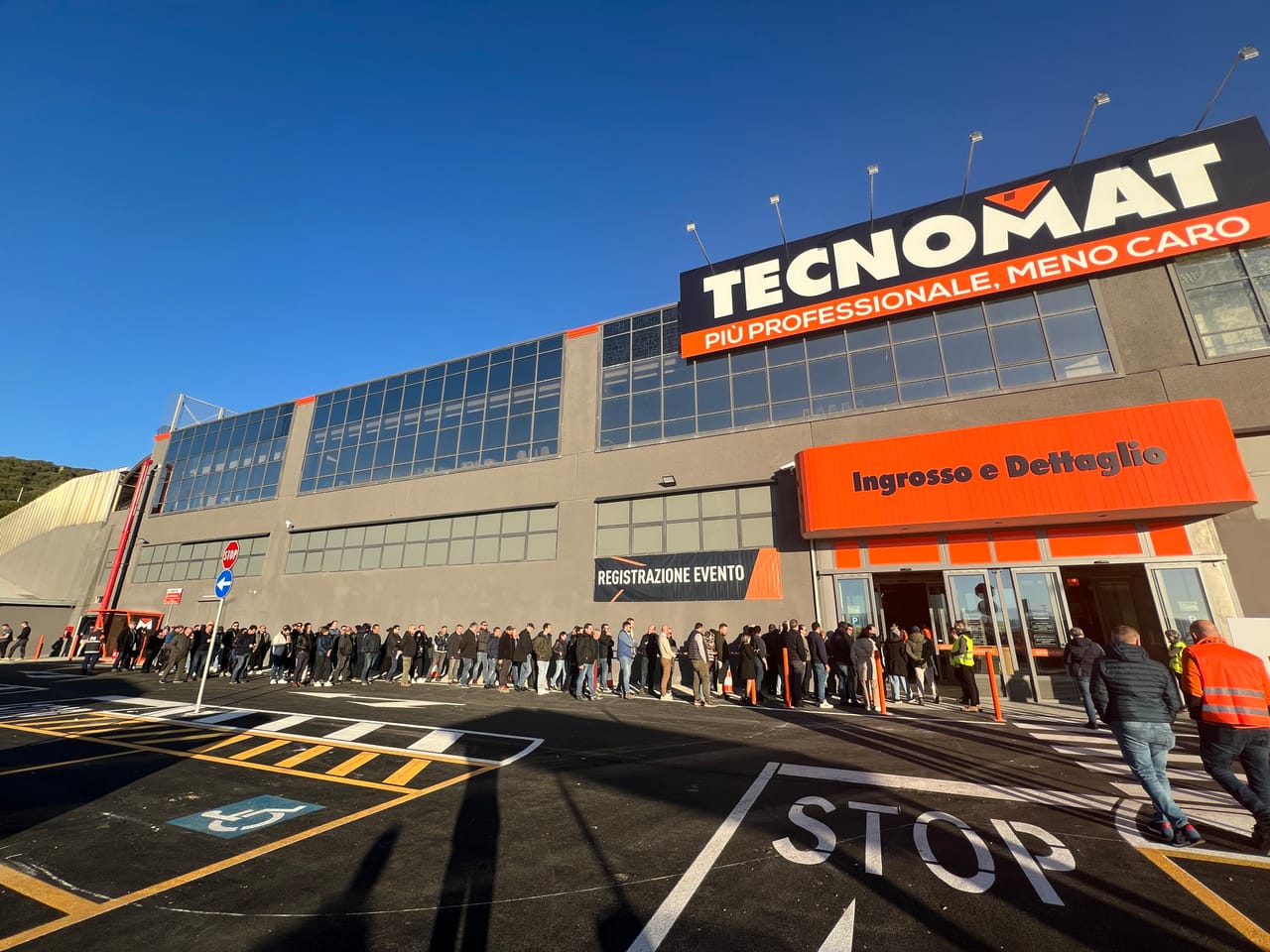 Tecnomat di Olbia: guarda le foto del punto vendita