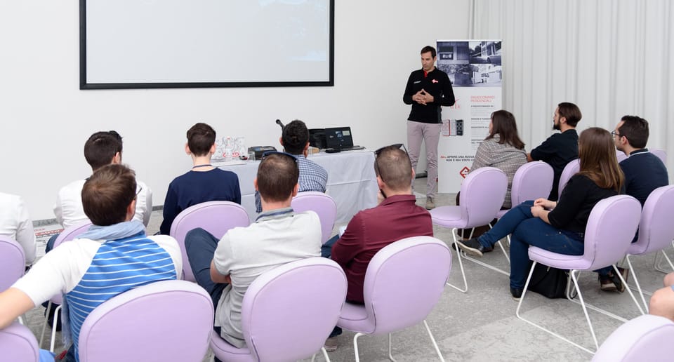 A.P.FER EXPO, formazione per i rivenditori 11