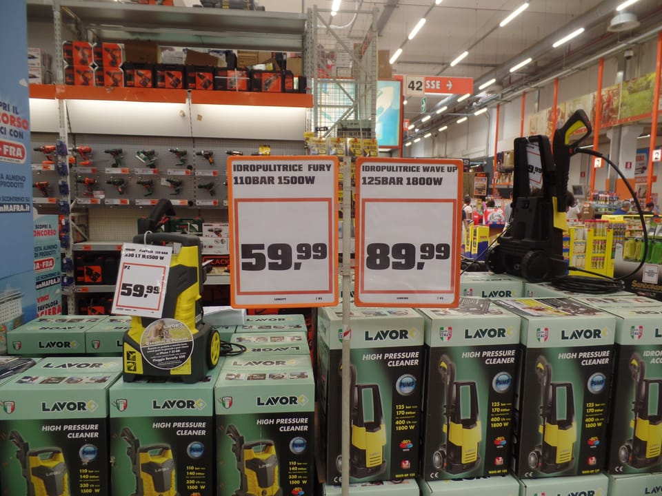 Lavorwash e Ma-Fra lavano l’auto da OBI 10