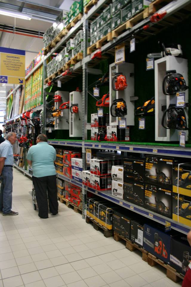 Bricofer ha aperto a Pesaro 9