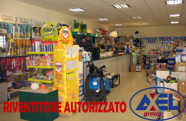 Ferramenta Salvatore: nuove generazioni crescono 2