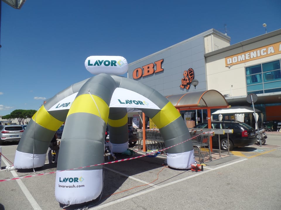 Lavorwash e Ma-Fra lavano l’auto da OBI 3