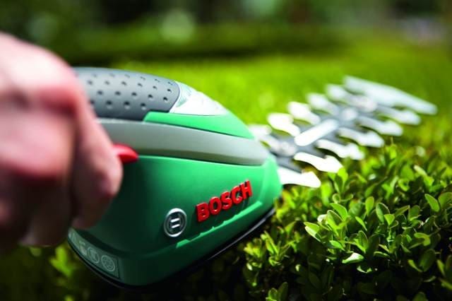 Entra in giardino la nuova generazione di elettroutensili Isio Bosch 5