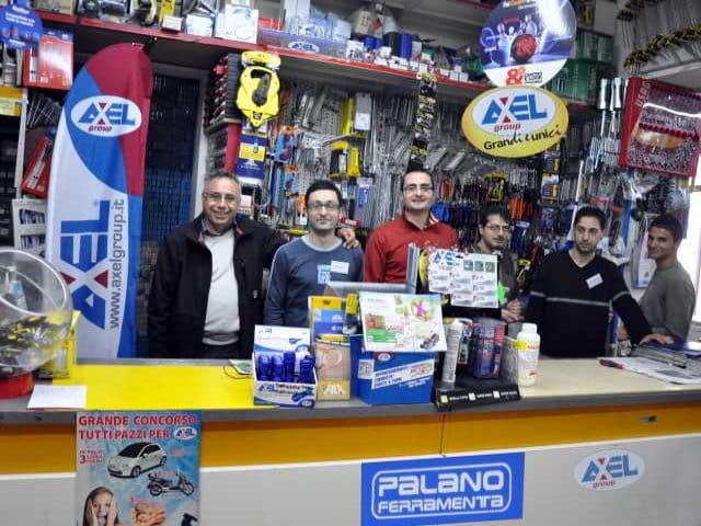 Tutti i volti di Axel 6