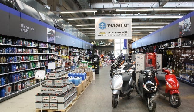 Mercatone Uno, le foto di Bologna 5