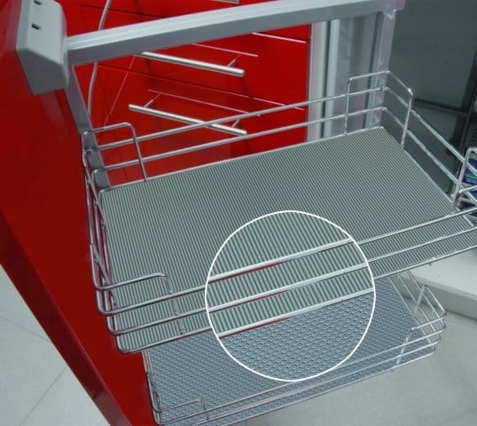 Nuove righe rivestono i ripiani 2