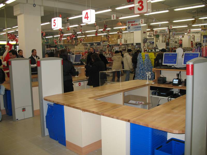 Puntolegno: un nuovo punto vendita BricolaRge a Mercogliano 4