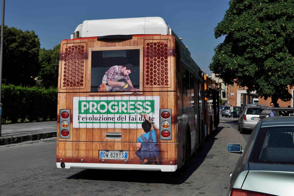 A Caserta l'autobus è targato Progress! 3