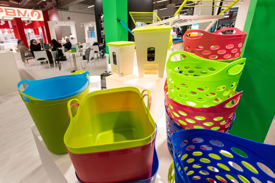 Grande affluenza di visitatori alla "super-fiera" di Francoforte 2