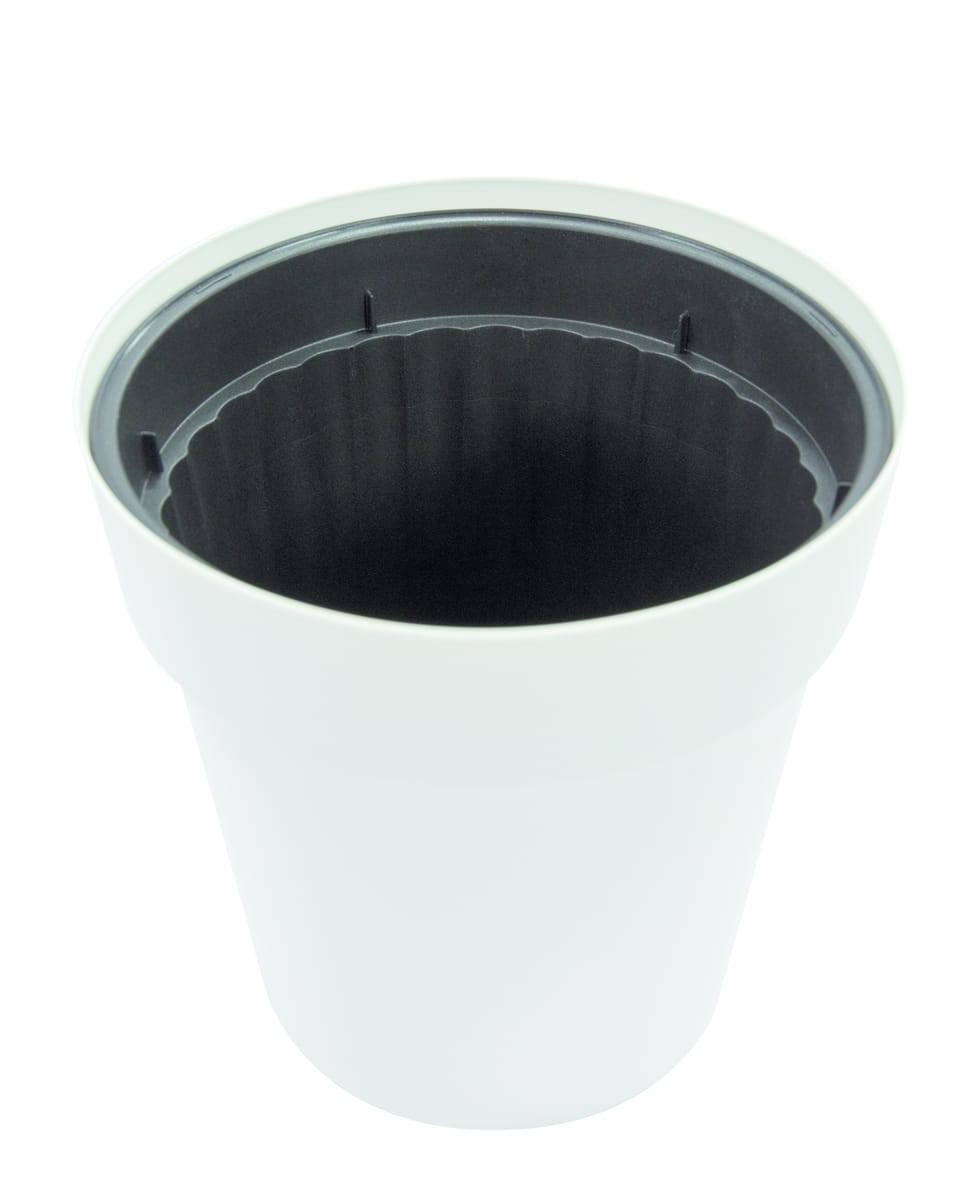 Vasi in plastica Nicoli, versatili e di tendenza 9