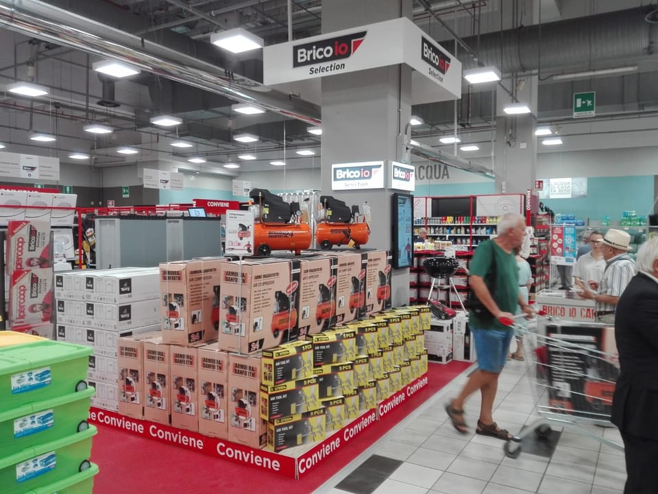 Aperto a Milano il primo corner Brico io in un ipermercato 22