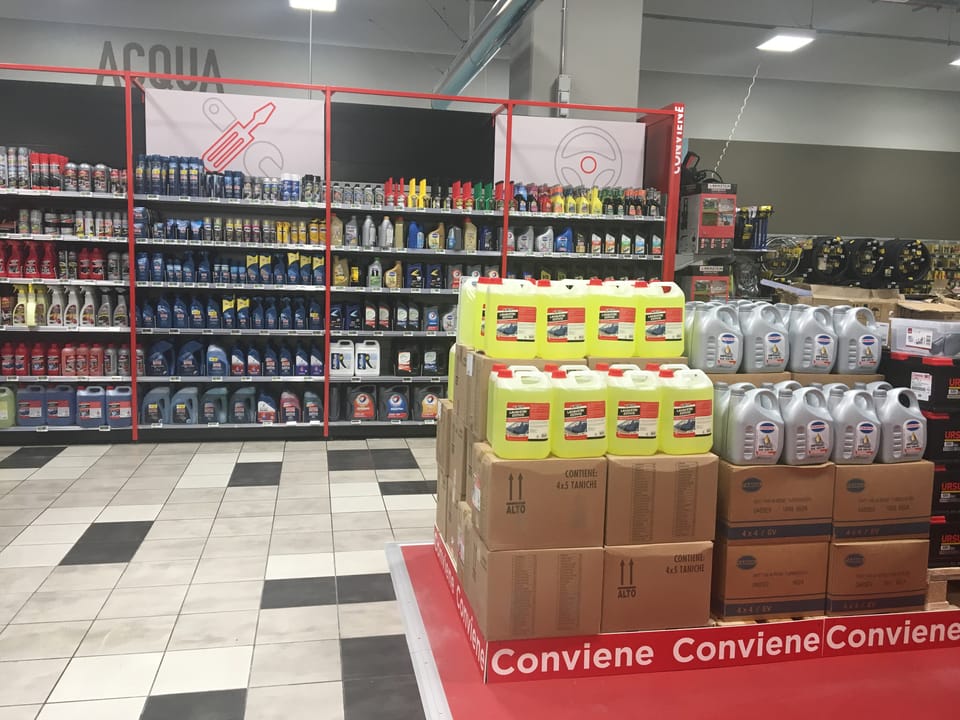 Aperto a Milano il primo corner Brico io in un ipermercato 10