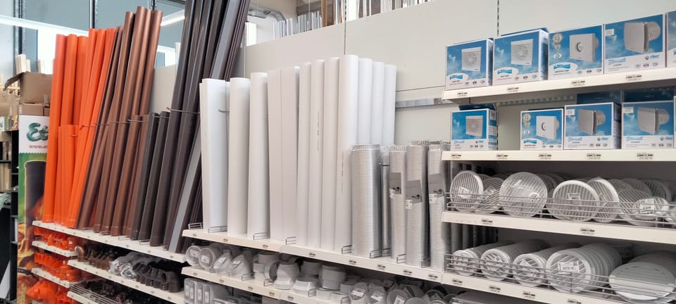 Restyling per il Bricolarge di Orbetello: aumentati del 30% i metri lineari 13