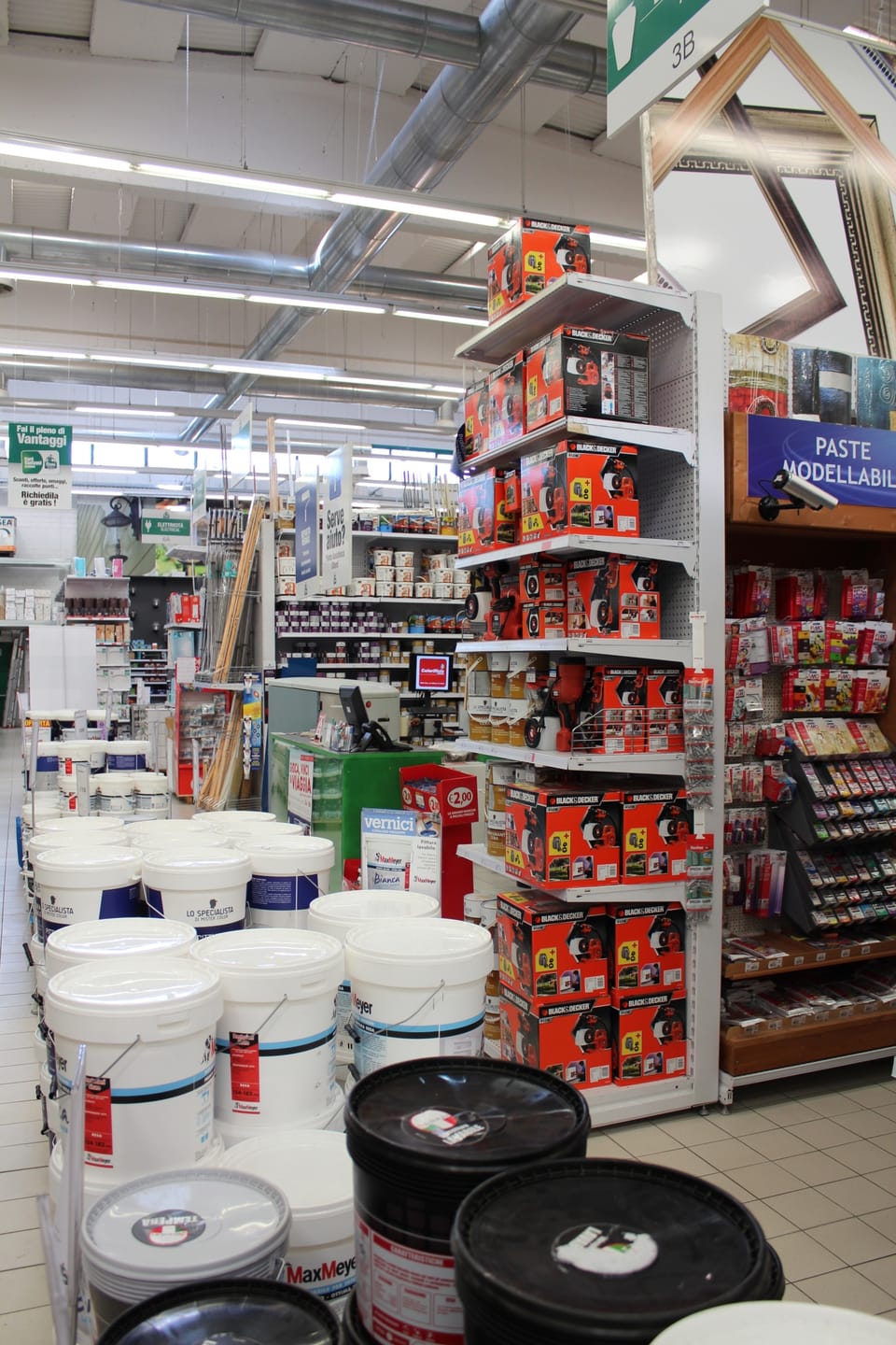 CFadda: il futuro del diy tra negozio fisico ed e-commerce 12