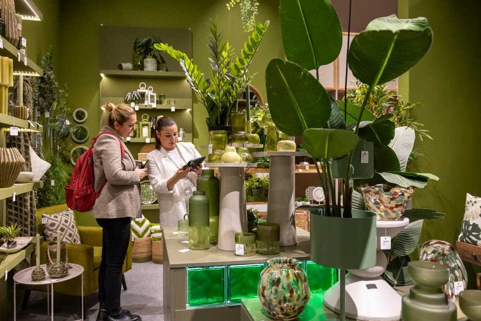 Grande affluenza di visitatori alla "super-fiera" di Francoforte 3