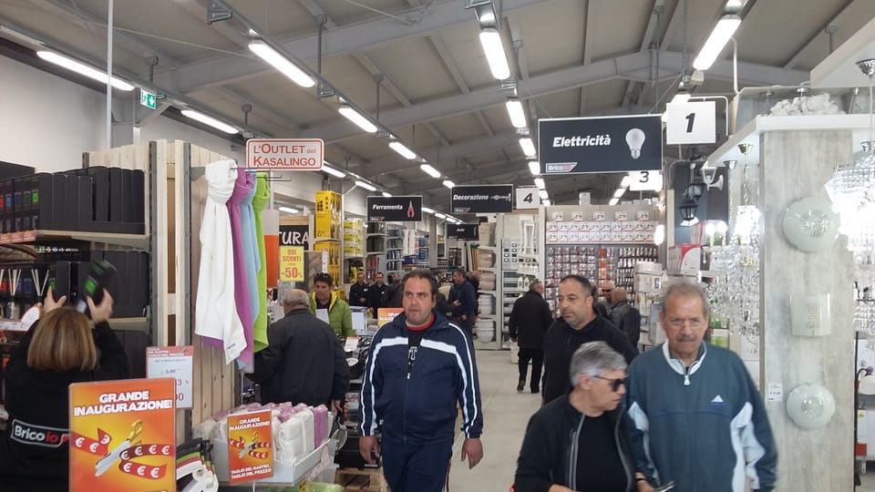 Brico Io: tre nuovi negozi in meno di un mese
 10