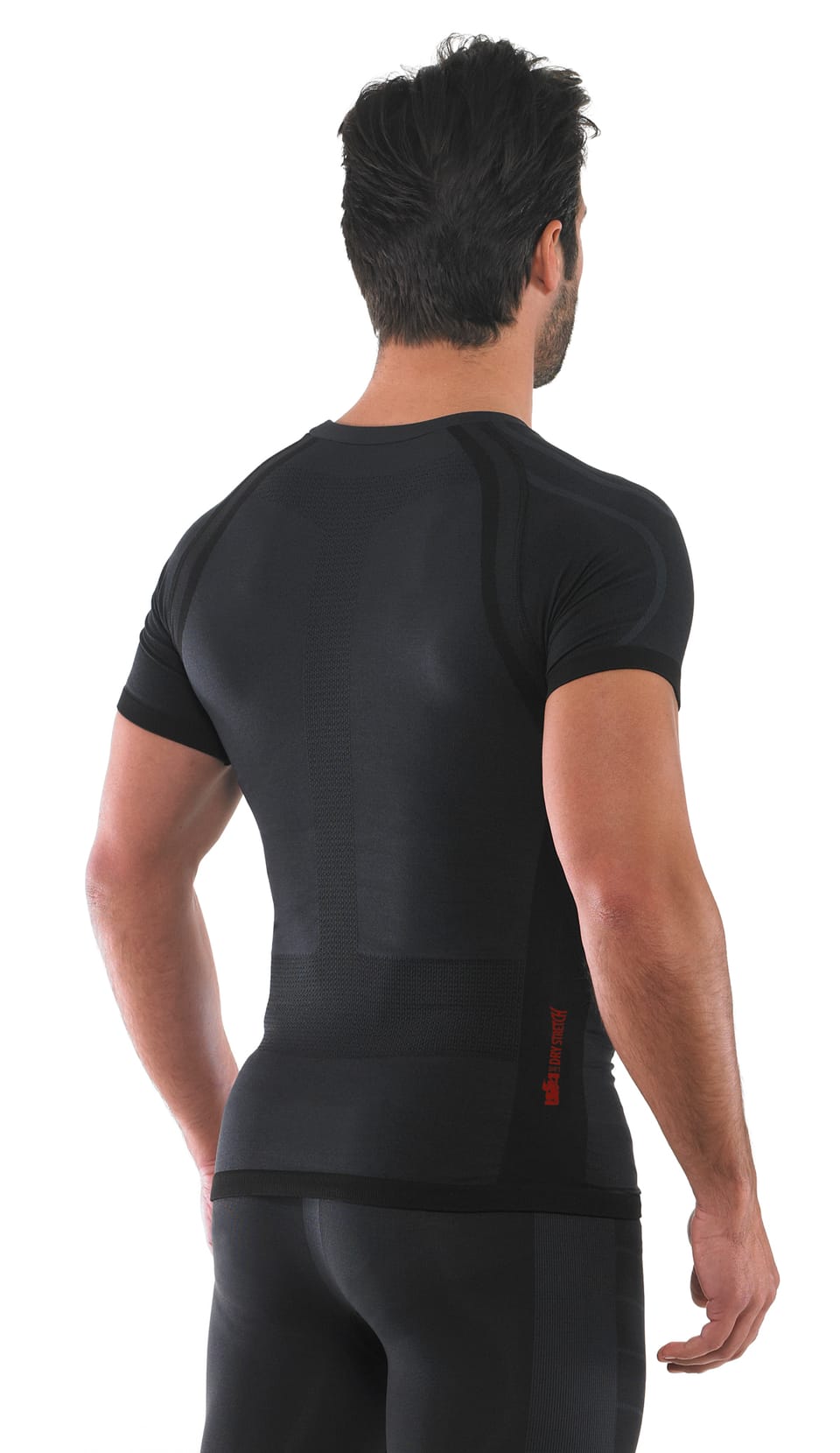 Abbigliamento tecnico per ogni stagione 2