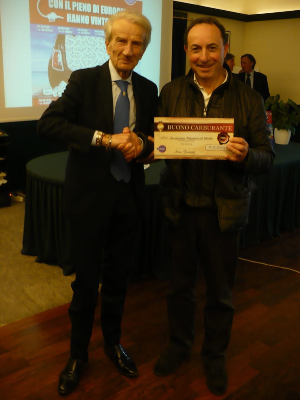 Eurocel premia i suoi clienti 2