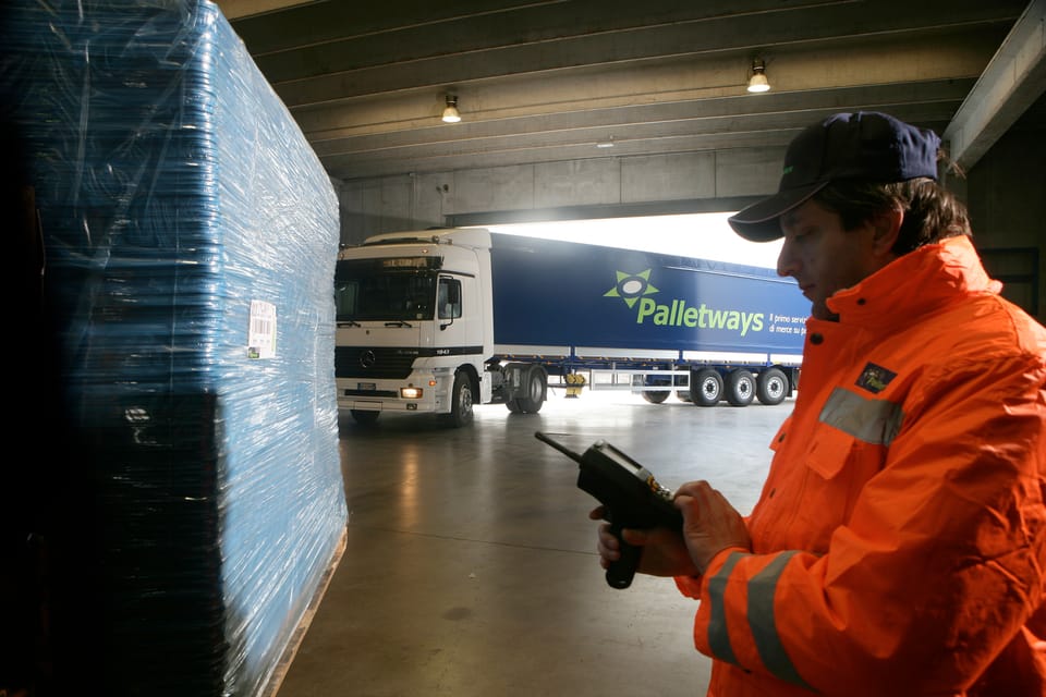 Spedizioni veloci su pallet 2