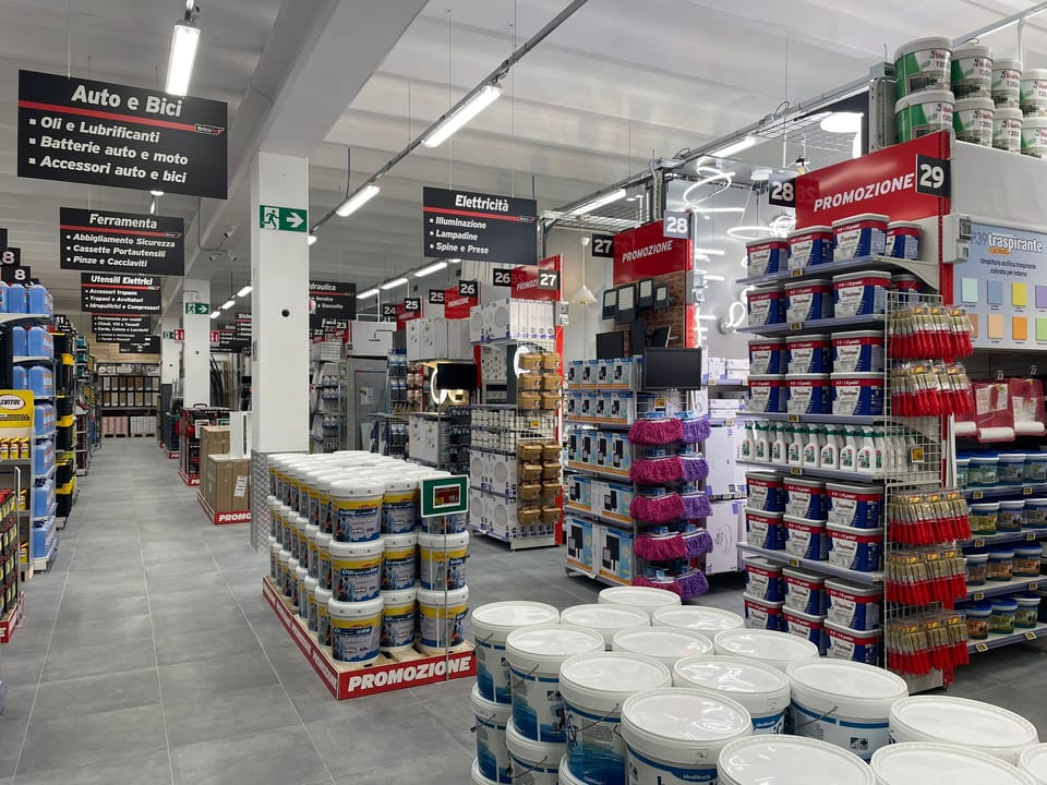 Brico io inaugura il punto vendita diretto di Diano Castello 4