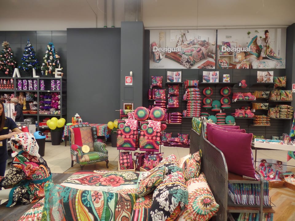 Mercatone Uno: partnership con Desigual 4