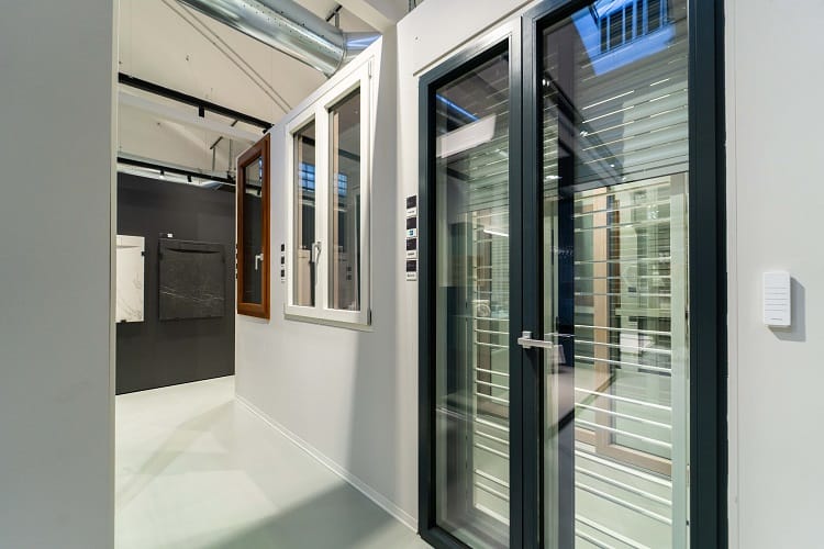 Ha aperto a Milano il primo showroom di Obi 5