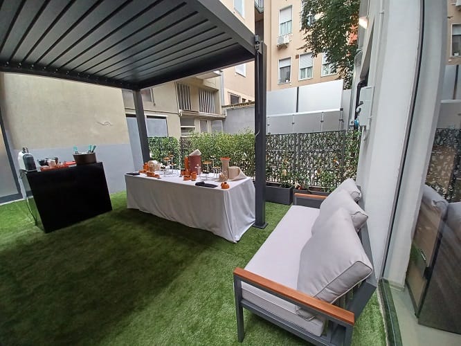 Ha aperto a Milano il primo showroom di Obi 7