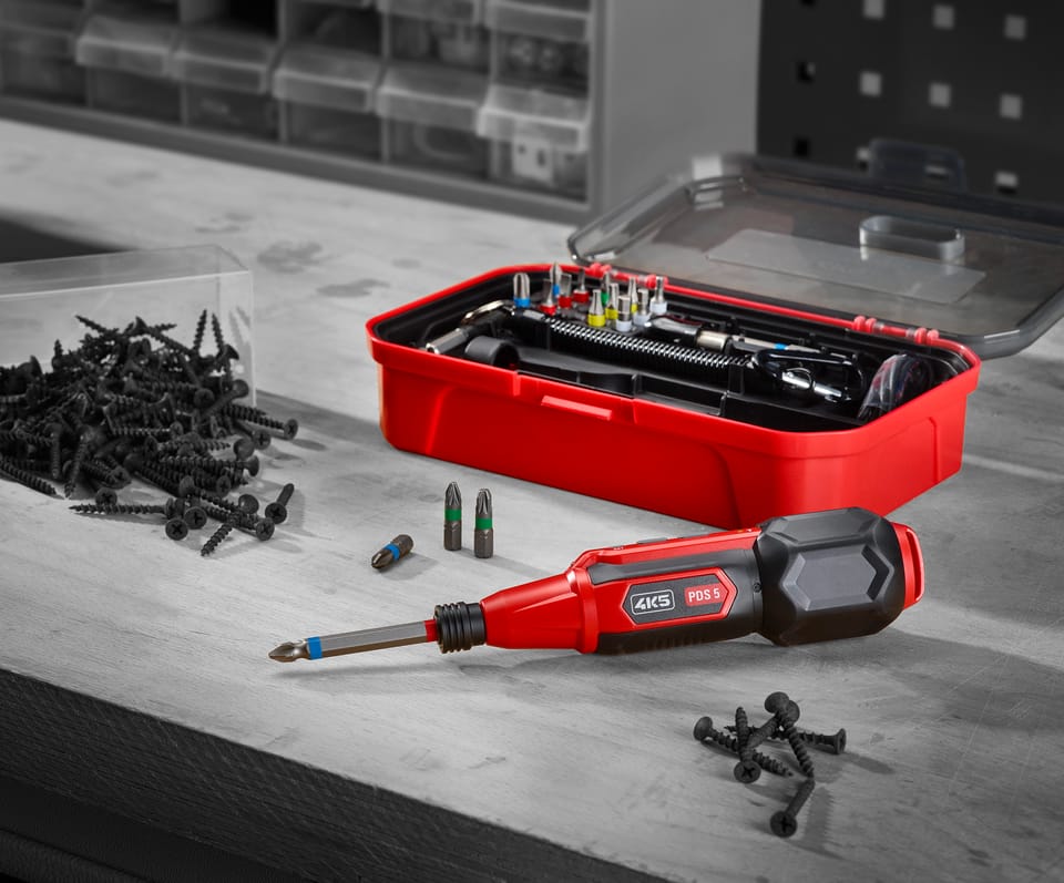 Avvitatore elettrico con set di punte 4